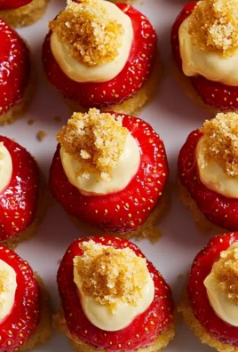 Cheesecake-Stuffed Strawberries