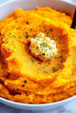 These Impossibly Creamy Mashed Sweet Potatoes Have Only 4 Ingredients